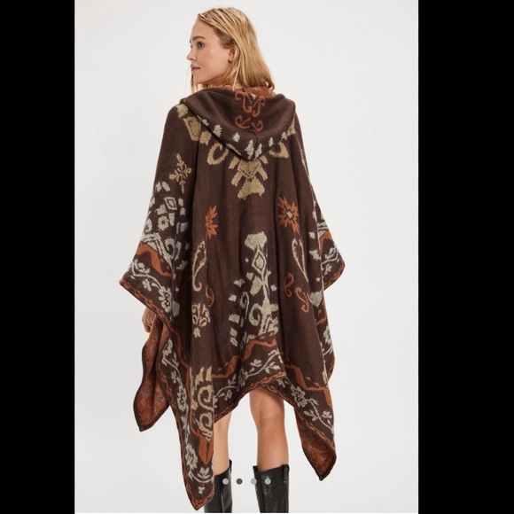 Jackets & Blazers - Free People Rown Duster Brown Patterned Hooded Poncho with Rust Accents
